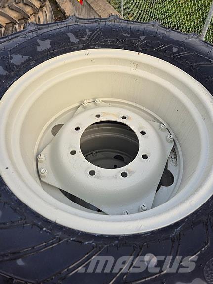 Mitas  轮胎、车轮、轮圈