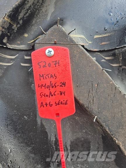 Mitas  轮胎、车轮、轮圈