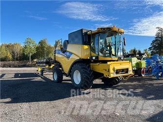 New Holland CX5080 联合收割机