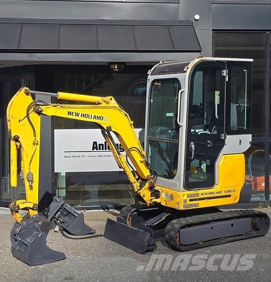 New Holland E18SR 小型挖掘机