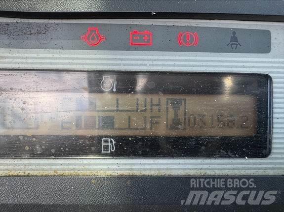 Nissan FD25 柴油叉车