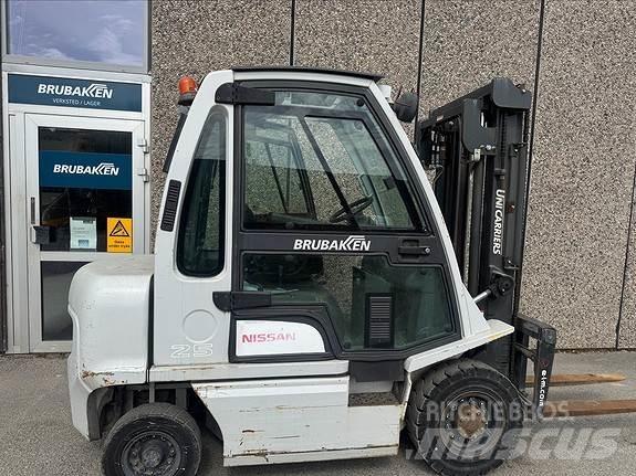 Nissan FD25 45434 柴油叉车