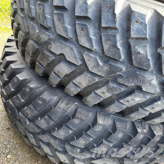 Nokian TRI 2 轮胎、车轮、轮圈