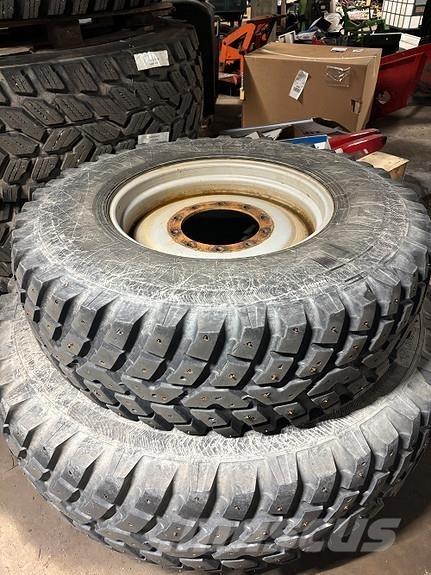 Nokian TRI 2 轮胎、车轮、轮圈