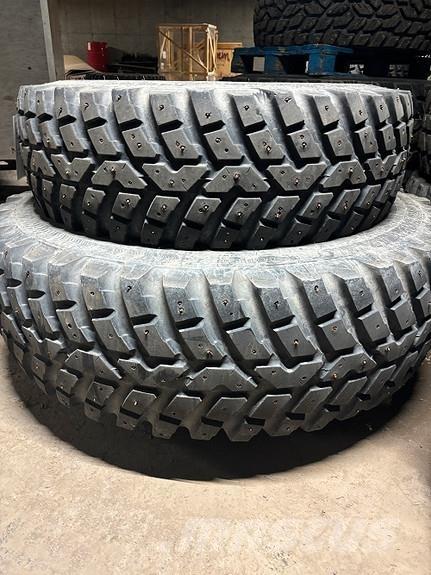 Nokian TRI 2 轮胎、车轮、轮圈