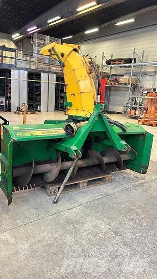  Nordtec ATF-246 扬雪机