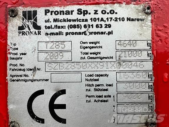 Pronar  箱式拖车