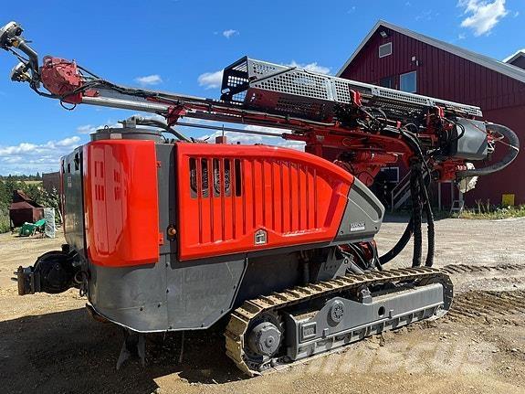 Sandvik DC 410 RI 钻孔机