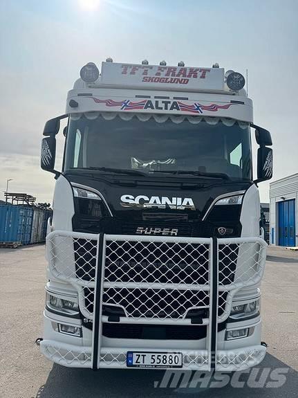 Scania S540 6X2 牵引车