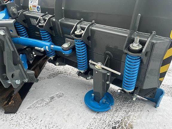 Snowek N360 推雪机