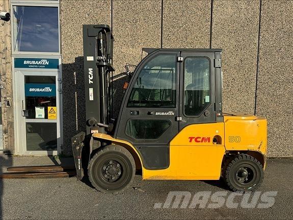 TCM FD50 62779 柴油叉车