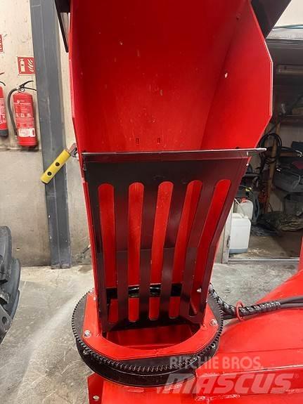 Tokvam 225HS 其他清扫车和扫雪车