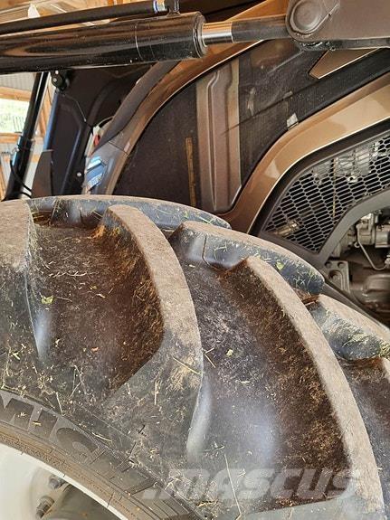 Valtra  拖拉机/农用车