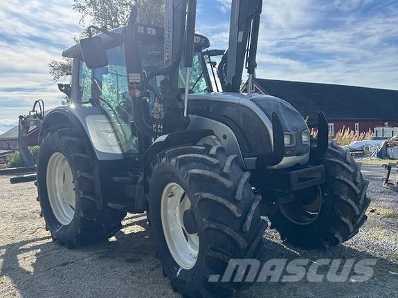 Valtra 142 Direct 拖拉机/农用车