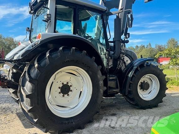 Valtra 142 Direct 拖拉机/农用车