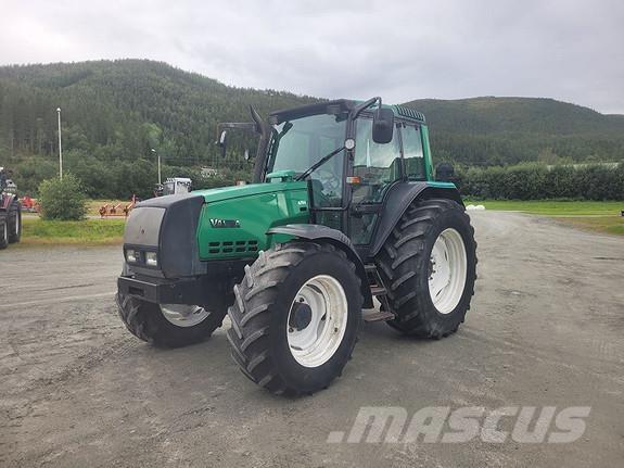 Valtra 6750-4 拖拉机/农用车