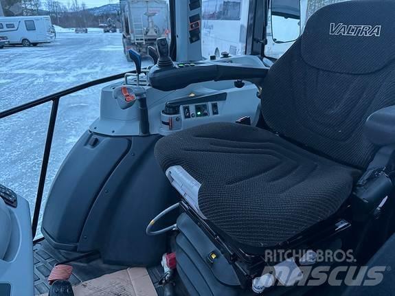 Valtra A105H 拖拉机/农用车