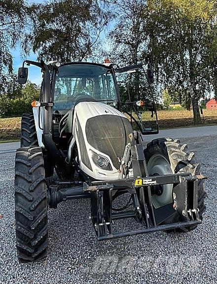 Valtra A114 拖拉机/农用车