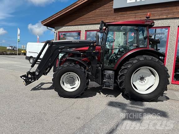 Valtra A114 拖拉机/农用车