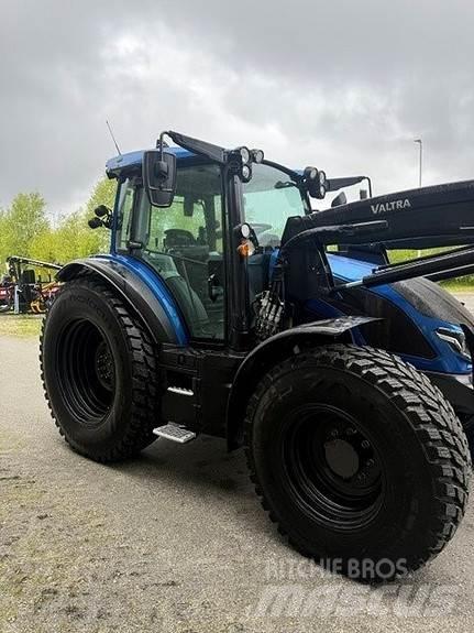Valtra G 135 A 拖拉机/农用车