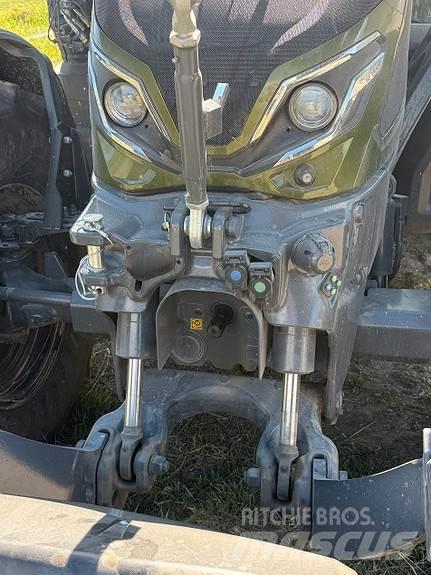 Valtra G 135 V 拖拉机/农用车