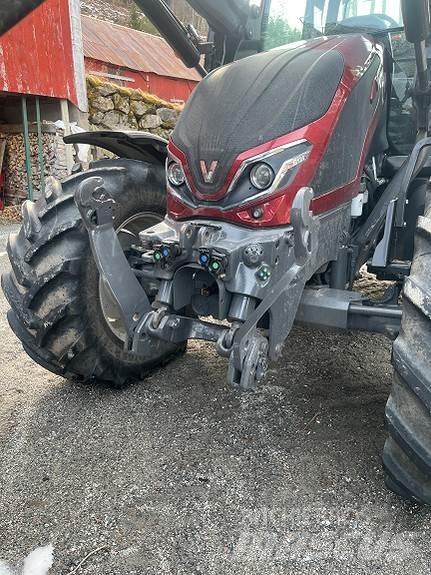 Valtra G125A 拖拉机/农用车