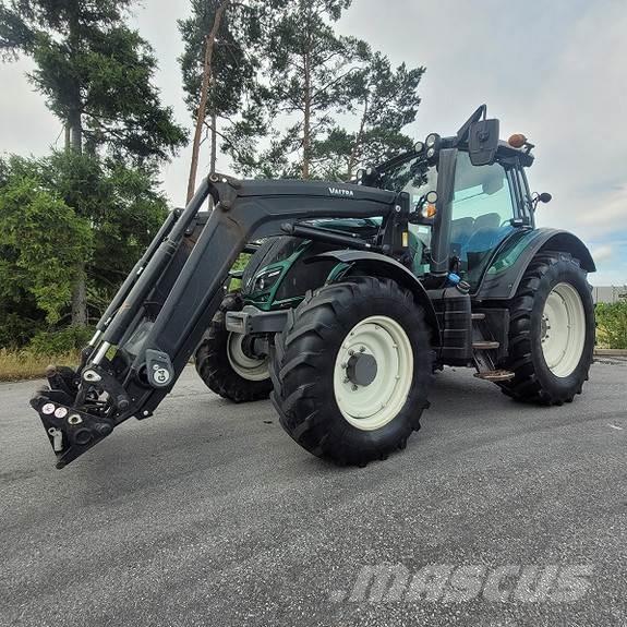 Valtra N114 拖拉机/农用车