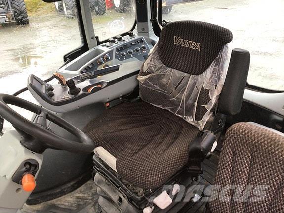 Valtra N154D 拖拉机/农用车