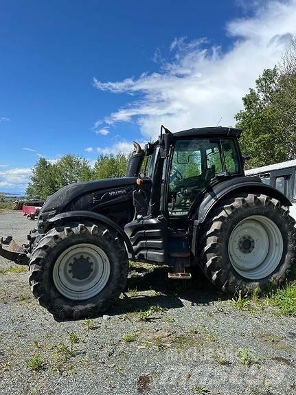 Valtra T 214 拖拉机/农用车