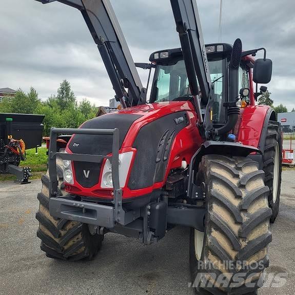 Valtra T213 VERSU 拖拉机/农用车