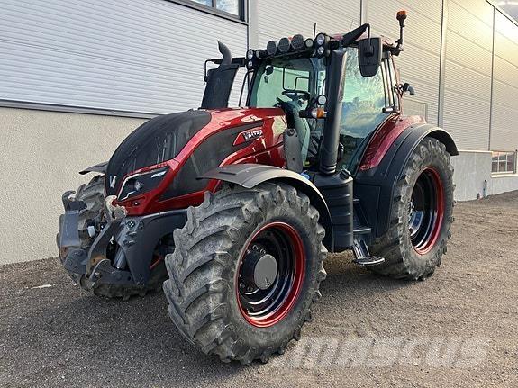 Valtra T234 Direct 拖拉机/农用车