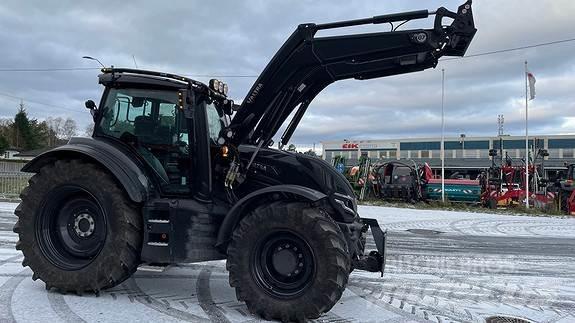 Valtra T235 拖拉机/农用车