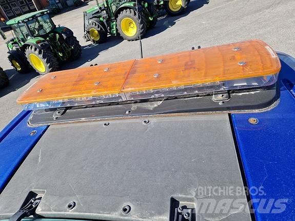 Valtra T235 拖拉机/农用车