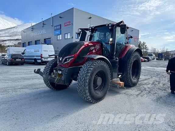 Valtra T235 拖拉机/农用车