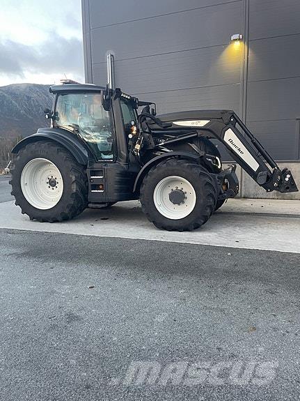 Valtra T235 Direct 拖拉机/农用车