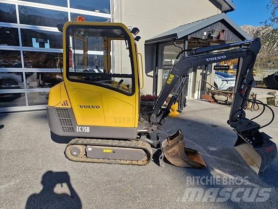 Volvo EC15B 小型挖掘机