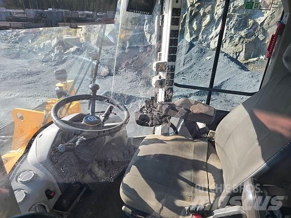 Volvo L110H 轮式装载机