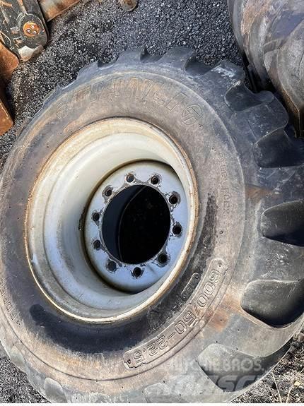   箱式拖车