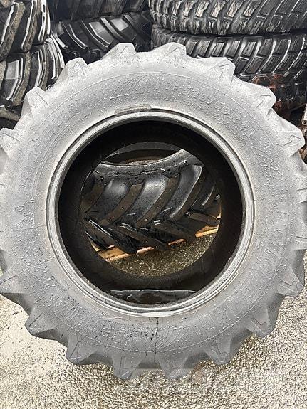   其他清扫车和扫雪车