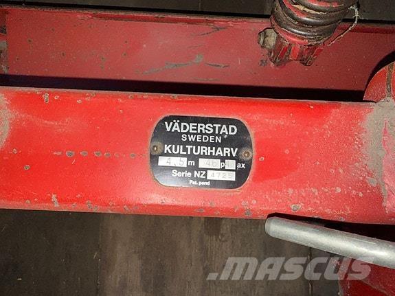   其他耕种机械和配件