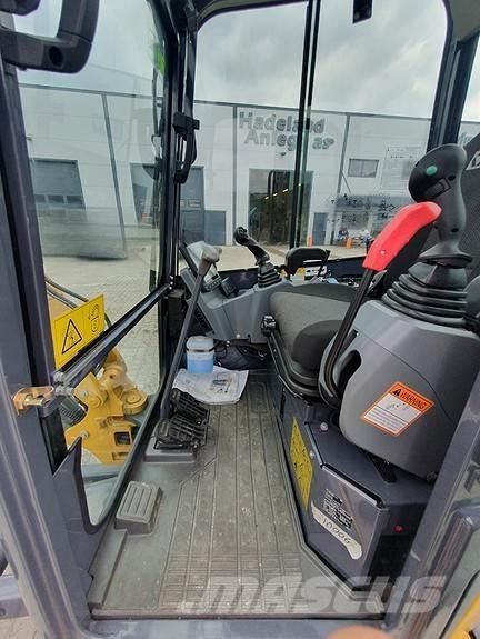  XE2.7E 小型挖掘机