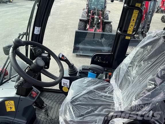 Yanmar V7 轮式装载机