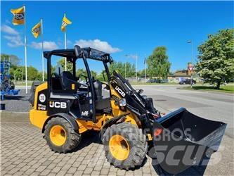 JCB 403 AGRI 小型装载机