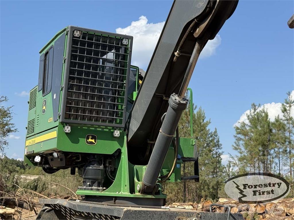 John Deere 437E 筑床机