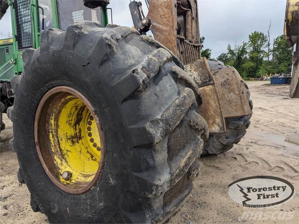 John Deere 748H 粉碎机