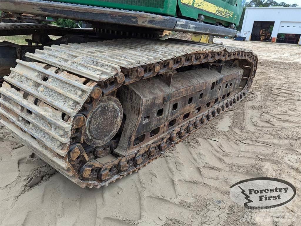 John Deere 853M 伐木机