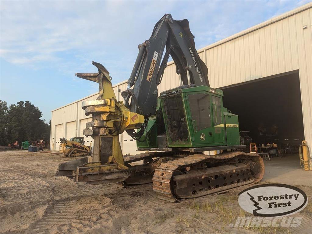 John Deere 853M 伐木机