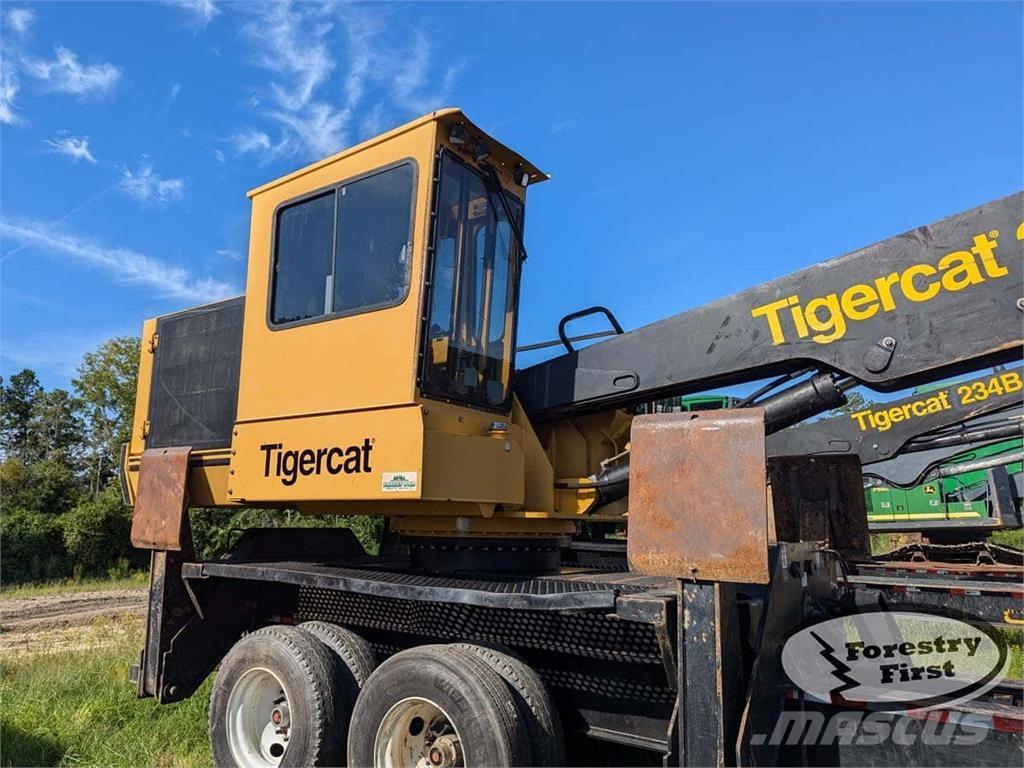 Tigercat 234B 筑床机