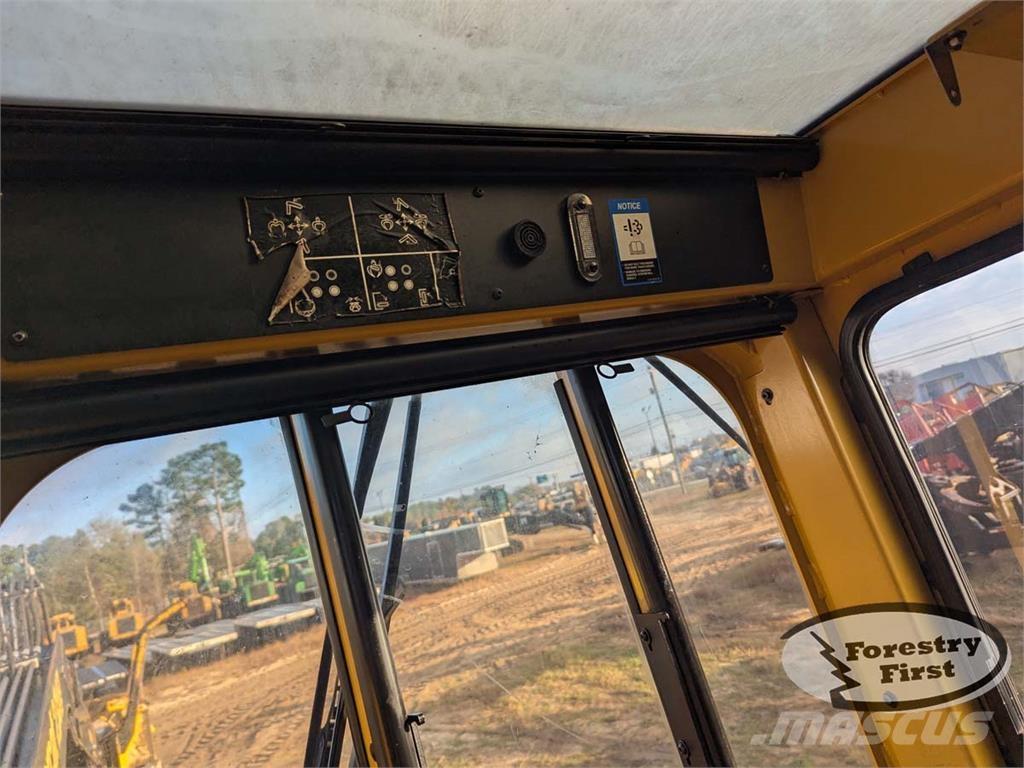 Tigercat 234B 筑床机