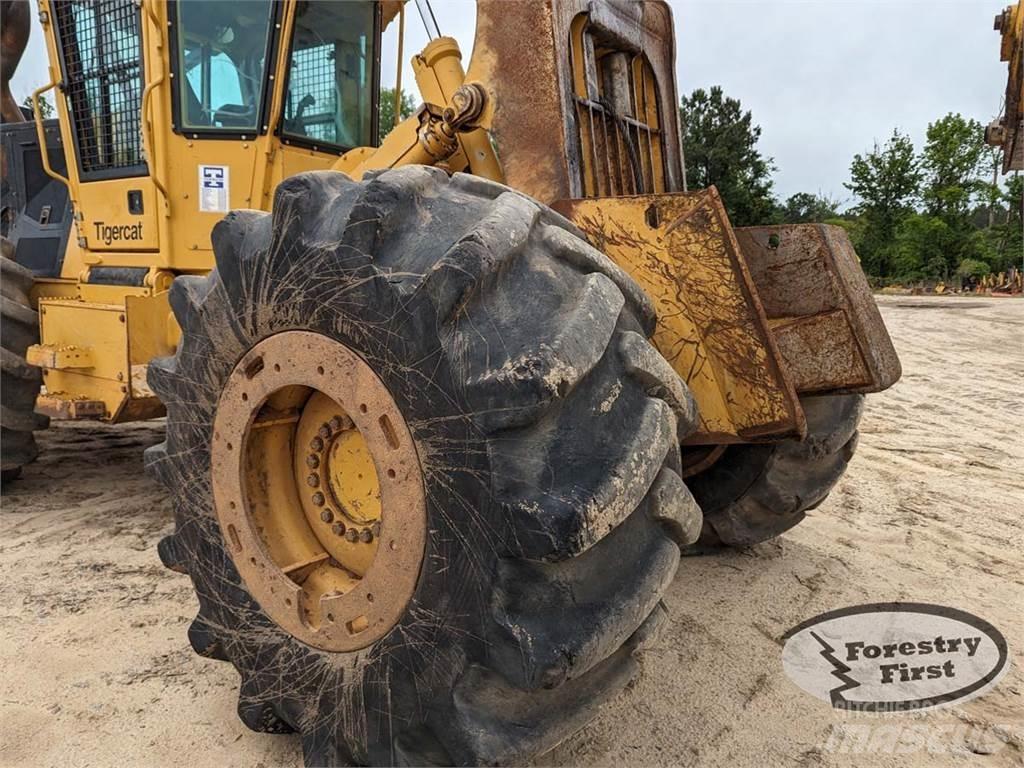 Tigercat 620E 粉碎机